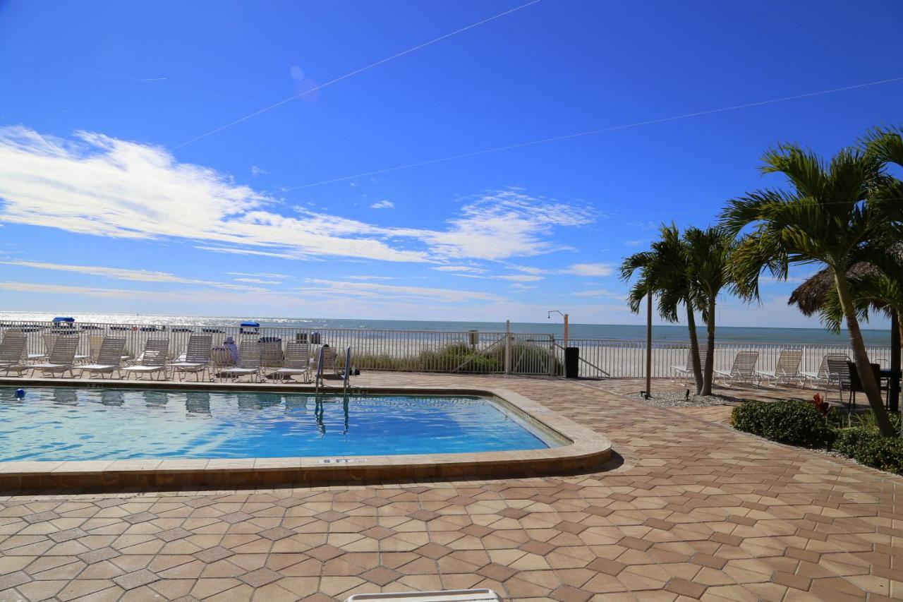 201 Sandy Shores Condos St. Pete Beach Extérieur photo