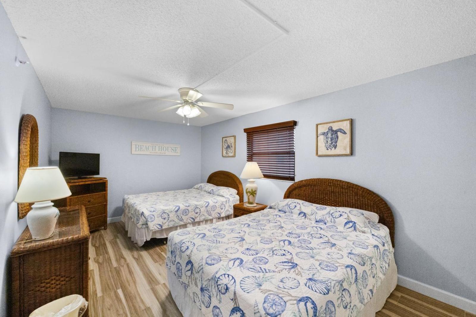 201 Sandy Shores Condos St. Pete Beach Extérieur photo