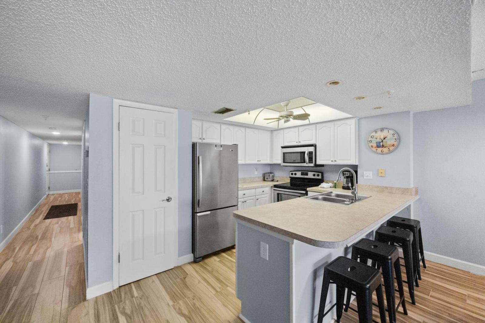 201 Sandy Shores Condos St. Pete Beach Extérieur photo